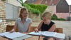Carola Thomsen (links) für Osterburg und Lisa Wille für Seehausen haben das  Projekt "Mona Lisa" federführend begleitet.