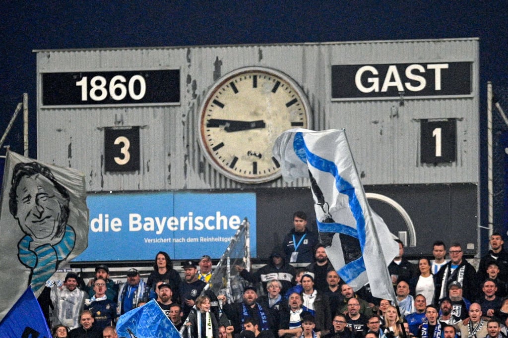 Bei der Niederlage bei 1860 München hatten HFC-Fans Rauchtöpfe im Gästeblock gezündet.