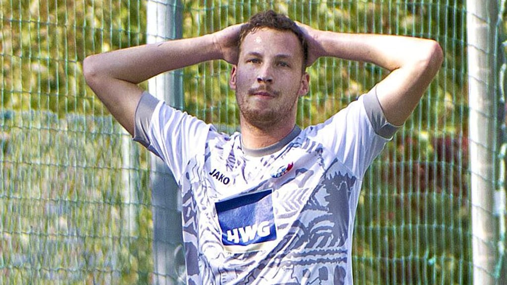 Martin Ludwig vom VfL Halle 96 ist enttäuscht.