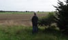„Wo das Grüne beginnt, geht’s  dann los“, sagt Sylke Quasebarth aus Billerbeck (Zedau) bei Osterburg. Ihre Familie wohnt bald 300 bis 400 Meter neben der A14.