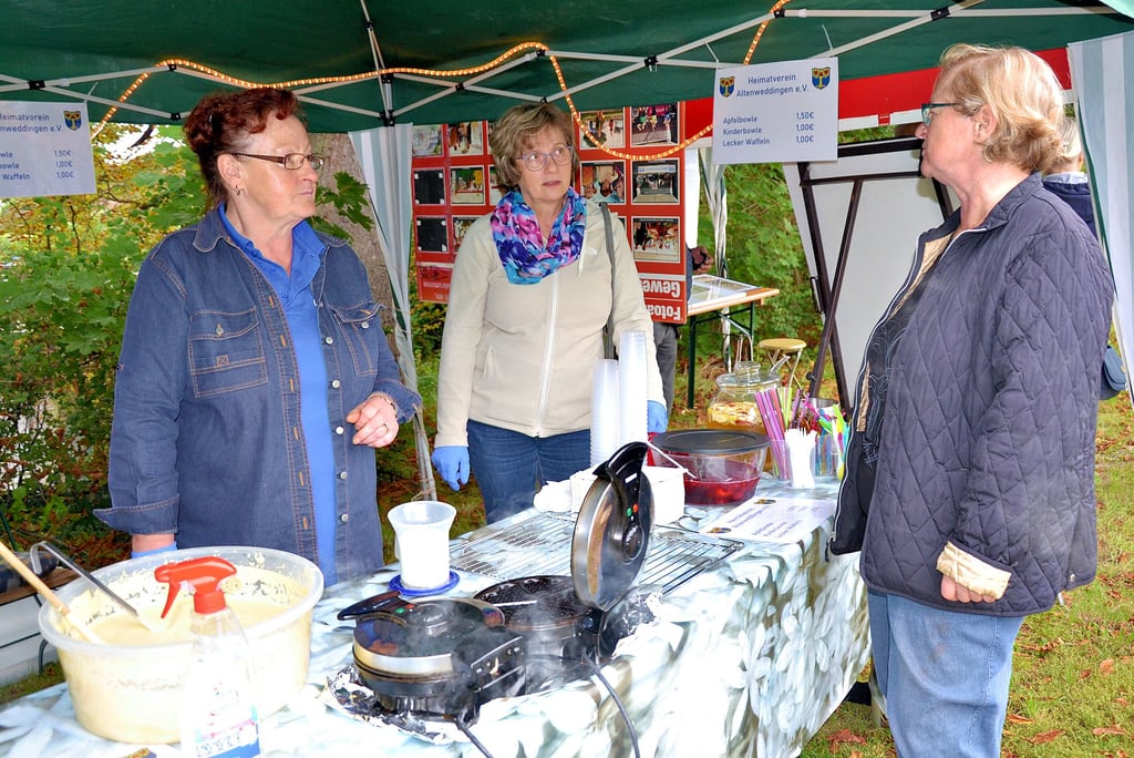 Beim Tag der Vereine in Sülldorf im Jahr 2021 war auch der Heimatverein Altenweddingen mit einem Stand dabei.