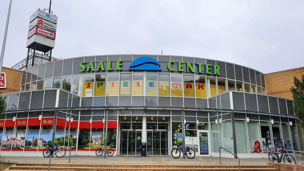 Das neue Impfzentrum öffnet im Saale-Center.