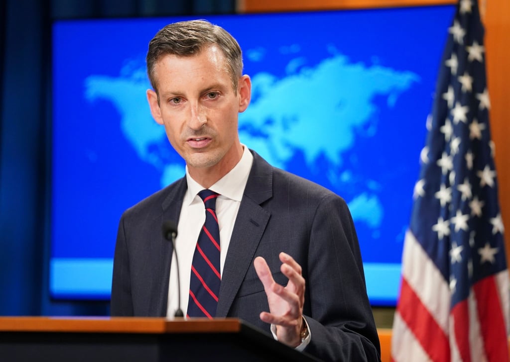 Der Sprecher des US-Außenministeriums, Ned Price, bei einem Medienbriefing im Außenministerium in Washington.