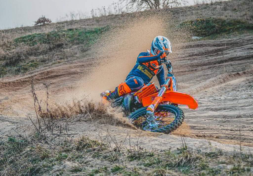 Mara Benecke aus Wedringen ist Motocross-Weltmeisterin 2022. Um so weit zu kommen, musste sie aber hart trainieren.