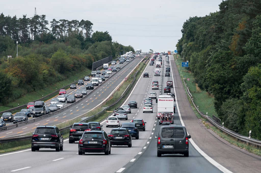 Die A9 ist seit Montag zwischen den Anschlussstellen Dessau-Süd und Bitterfeld/Wolfen teilweise gesperrt.