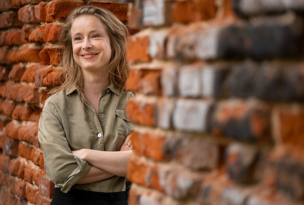 Schauspielerin Odine Johne hat sich auf die Rolle als LKA-Ermittlerin intensiv vorbereitet.