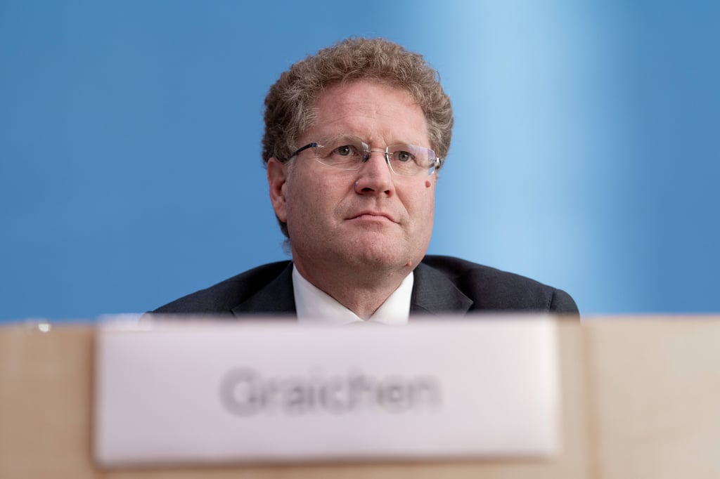 Energiestaatssekretär Patrick Graichen hat viel zu tun: Das Bundeswirtschaftsministerium arbeitet an einer Strom- und Gaspreisbermse.