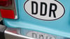 Trabant mit DDR-Aufkleber als Nationalitätenkennzeichen.