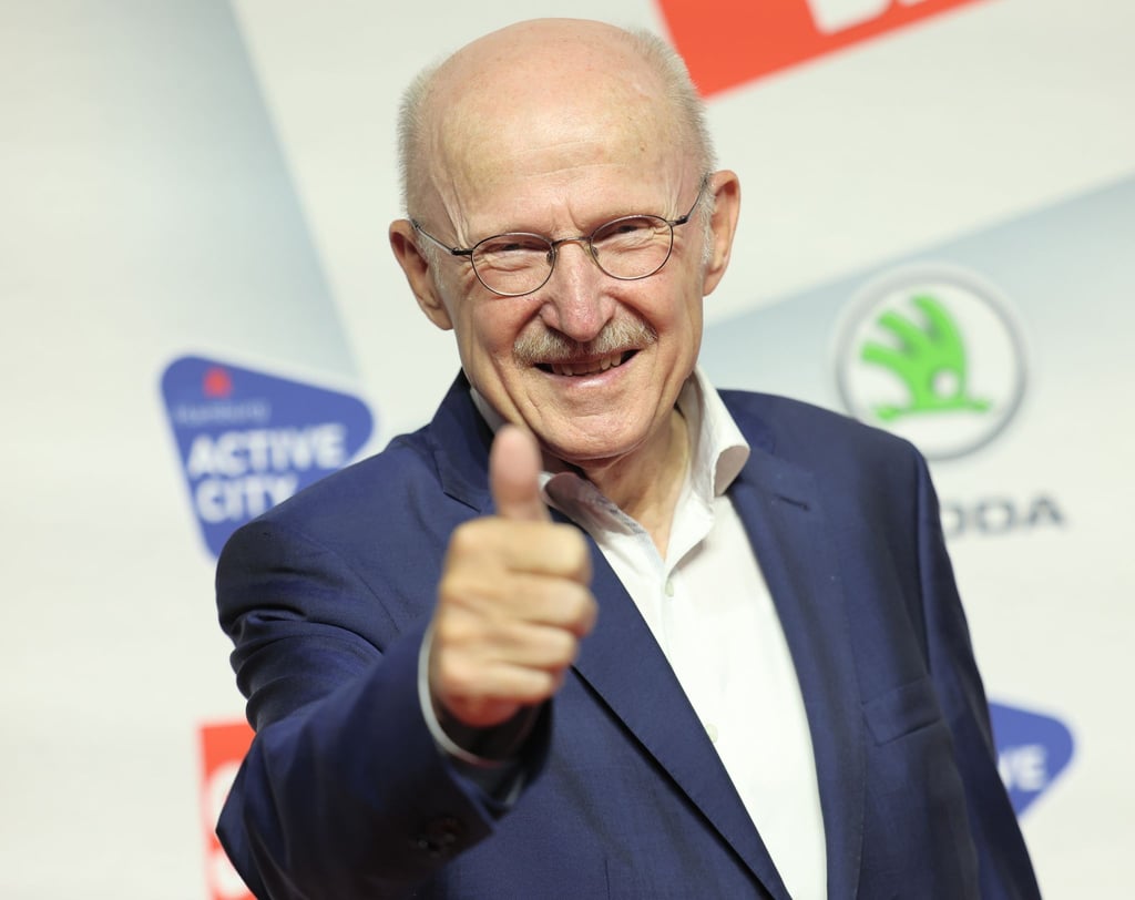 Der ehemalige Fußball-Manager Willi Lemke bei einer Verleihung.