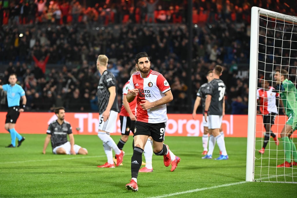 Alireza Jahanbakhsh von Feyenoord Rotterdam hat sich solidarisch mit den Demonstranten im Iran gezeigt.
