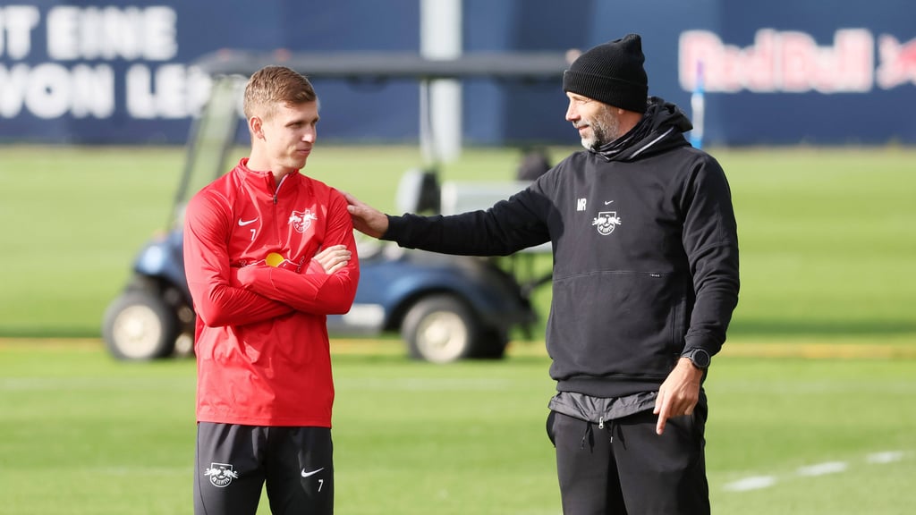 „Wir wollen versuchen, schlau zu sein”: Marco Rose im Gespräch mit Dani Olmo.