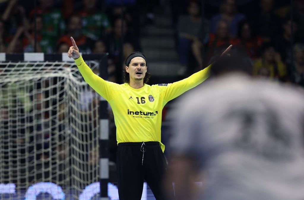 Torwart Jannick Green von Paris Saint-Germain jubelt.
