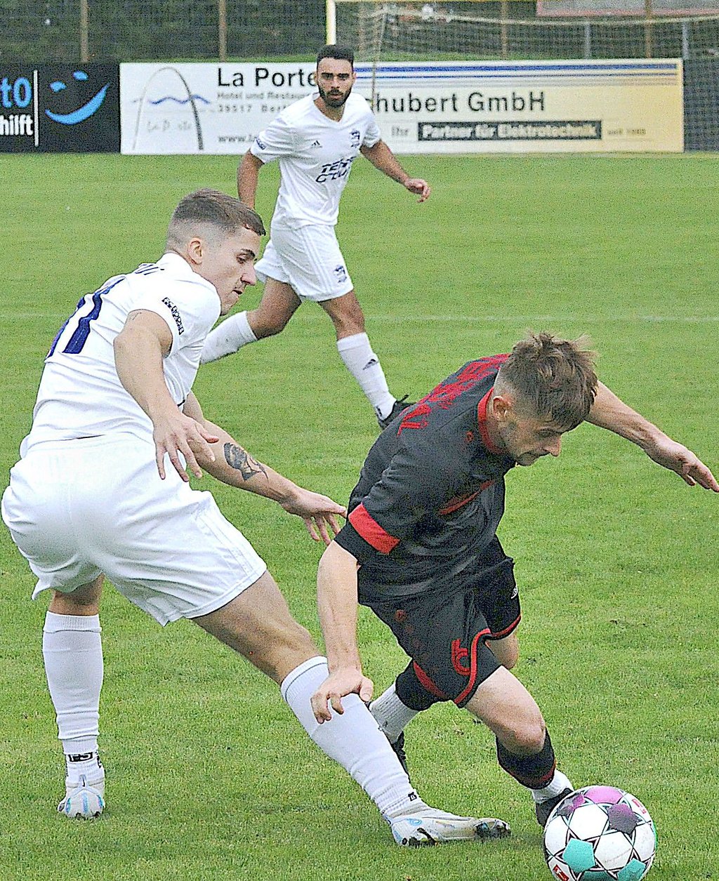 Benjamin Bubke (rechts) gewann mit Lok Stendal in der Vorwoche 4:1 gegen Farnstädt. Am Wochenende stehen für das Lok-Team zwei Partien auf dem Plan.