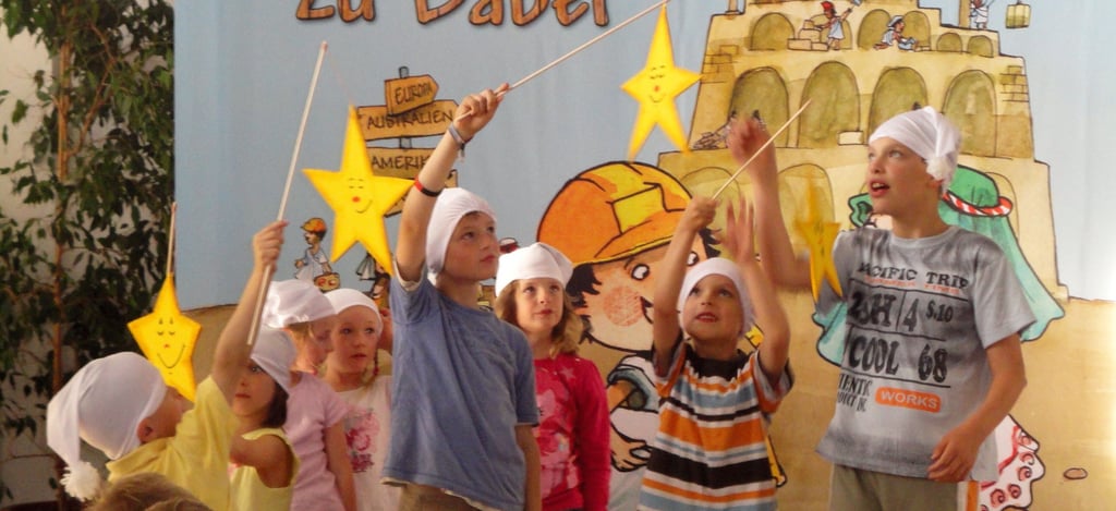 Hier können Kinder mitmachen: Das Familien-Mitmach-Konzert "Der Turmbau zu Babel".