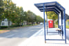 Die Ortsdurchfahrt in Neuendorf am Damm ist für den Verkehr wieder frei gegeben. Im Zuge der Straßenbauarbeiten entstanden auch neue Bushaltestellen.
