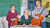 Seit 25 Jahren besteht die Musikschule „Kreativ“ von Wolfgang Danziger mit  den Lehrkräften Michaela Schmidt (v.l.) und Sylvia Wrobel.