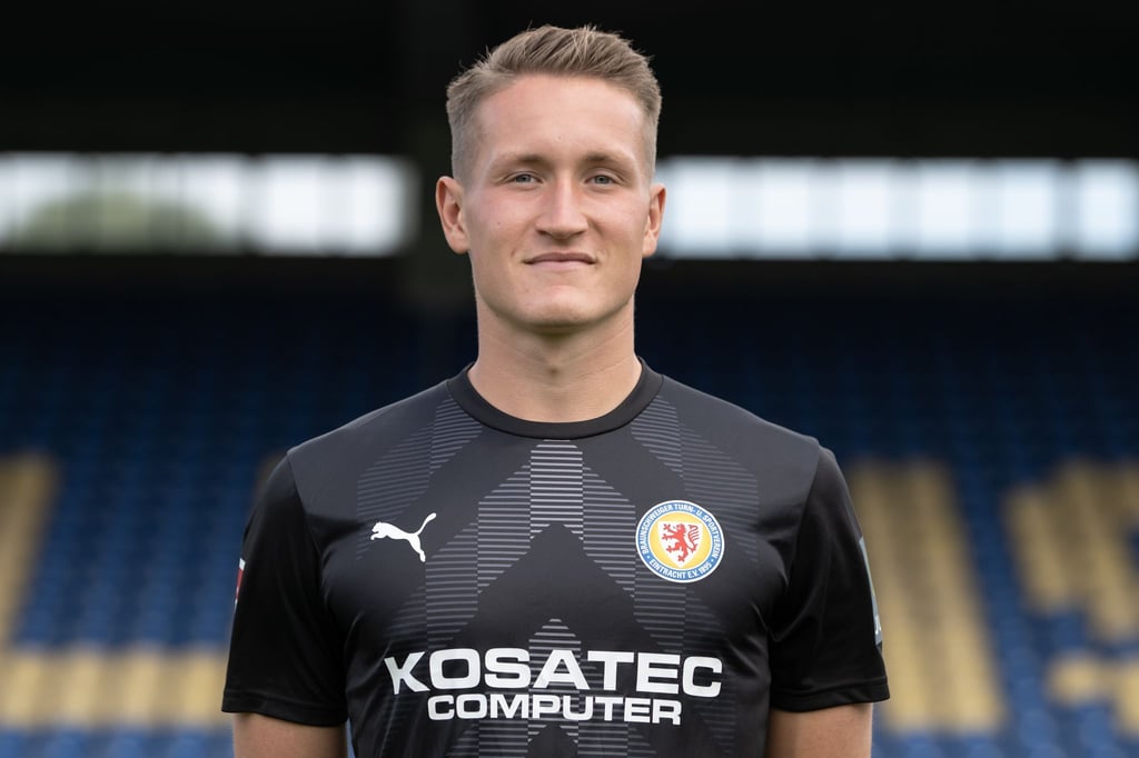 Eintracht Braunschweigs Torwart Ron-Thorben Hoffmann.