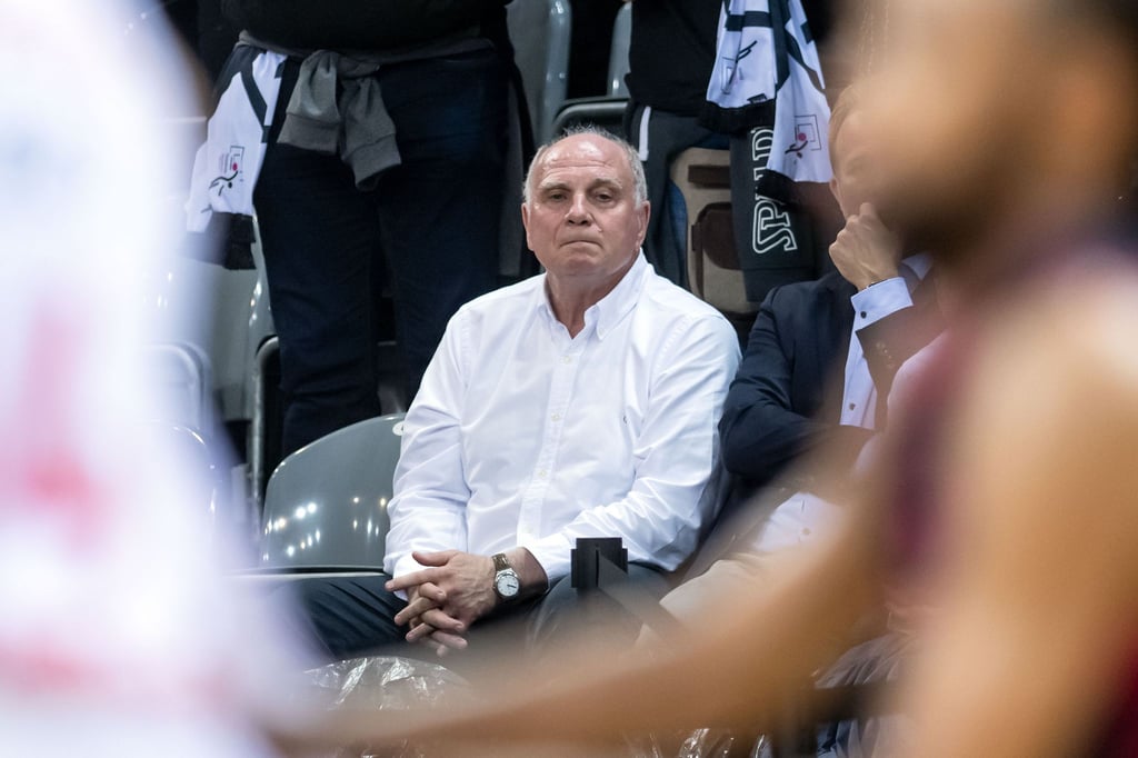 Uli Hoeneß hat mit seinen Äußerungen zur WM in Katar für Wirbel gesorgt.