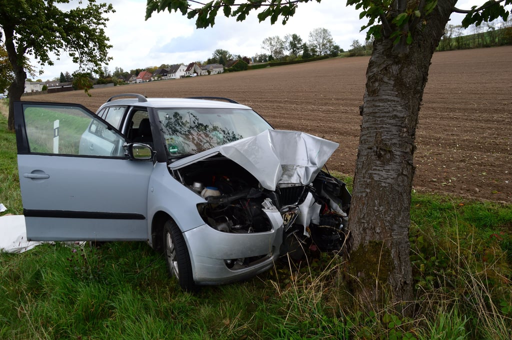 Zu einem tödlichen Unfall kam es am 3. Oktober auf der Kreisstraße zwischen Engersen und der B71