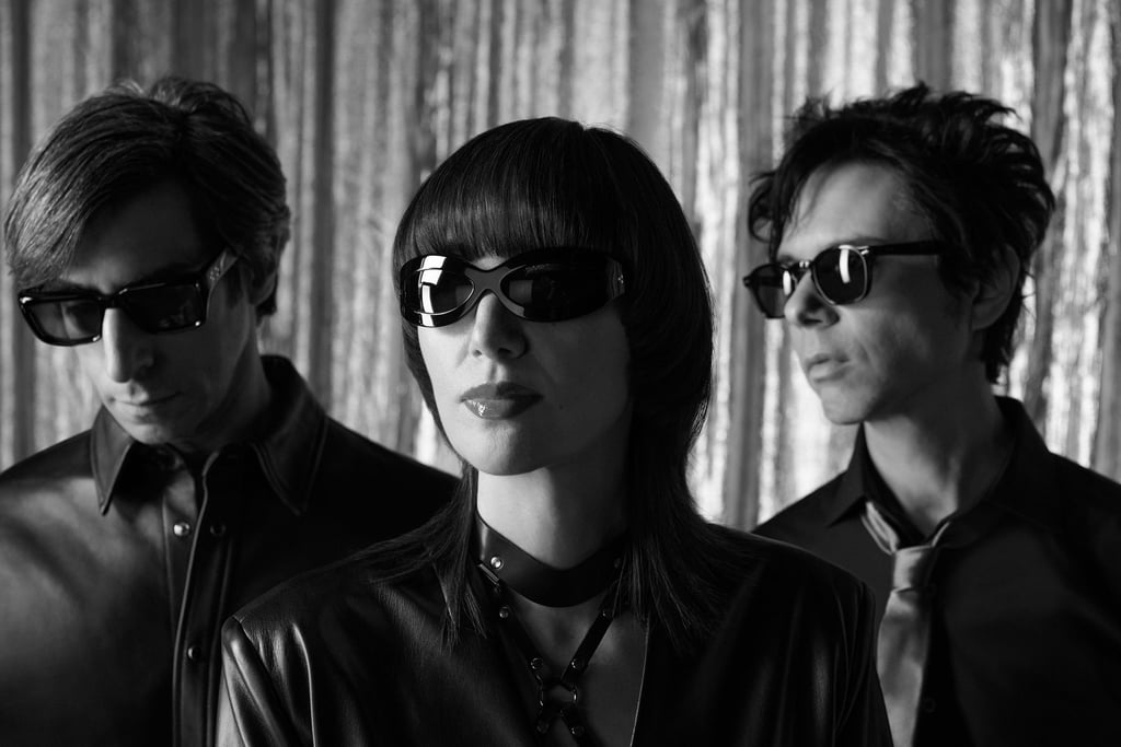 Schlagzeuger Brian Chase (l-r), Sängerin Karen Orzolek und Gitarrist Nicholas Zinner vom Art-Punk-Trio Yeah Yeah Yeahs.