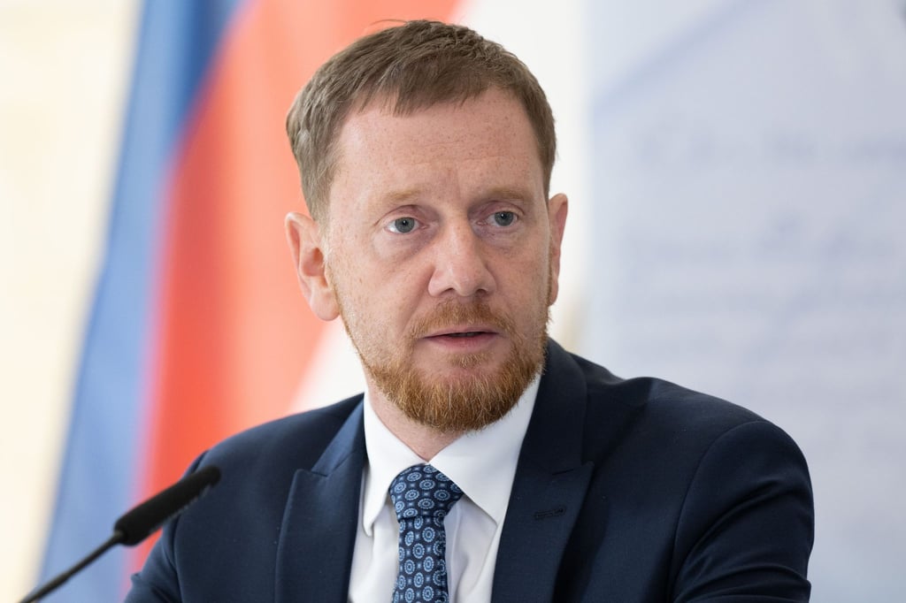 Michael Kretschmer (CDU), Ministerpräsident von Sachsen, bei einer Pressekonferenz.