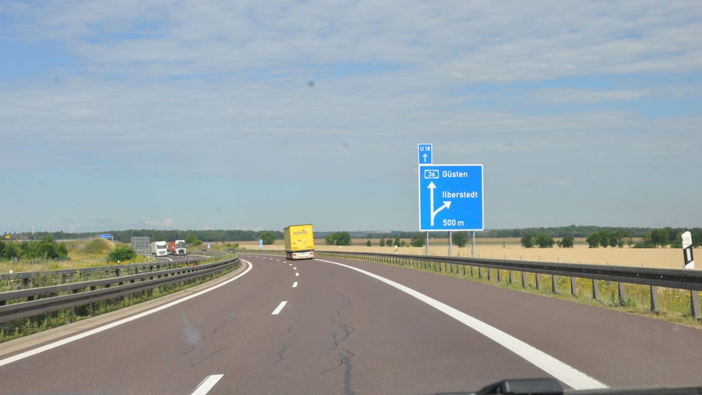 Entlang der A 36 wäre ein Vorranggebiet für PVA, für das Investoren bereits Interesse zeigten. Das fand zuletzt nicht nur Zustimmung bei Güstener Stadträten. Nunmehr wollen einheimische Landwirte weniger ertragreiche Flächen für die Stromerzeugung nutzen.