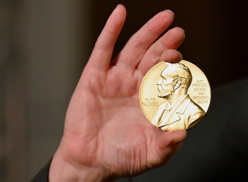 Die Königlich-Schwedische Akademie der Wissenschaften verkündet heute, wer den diesjährigen Physik-Nobelpreis erhält.