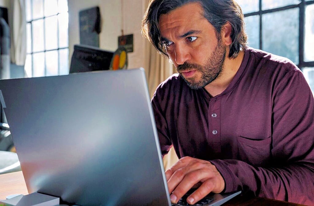 Das Domstadtkino Merseburg lädt zu einem Filmgespräch über "Tausen Zeilen" (Michal "Bully" Herbig/ Elyas M’ Barek) ein.