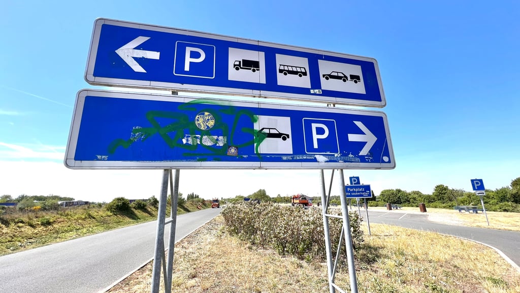 Der A9-Parkplatz Kliekener Aue.