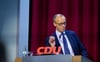 Friedrich Merz, CDU-Bundesvorsitzender, spricht bei einer Wahlkampfveranstaltung in Seevetal.