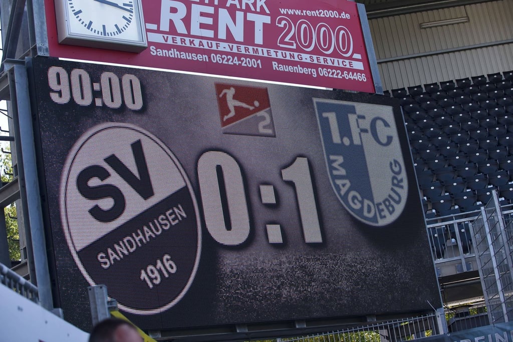 Endstand am 30. September 2018, dem ersten Aufeinandertreffen vom FC Magdeburg und dem SV Sandhausen.