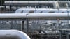 Rohrsysteme und Absperrvorrichtungen in der Gasempfangsstation der Ostseepipeline Nord Stream 2 und der Übernahmestation der Ferngasleitung Eugal.