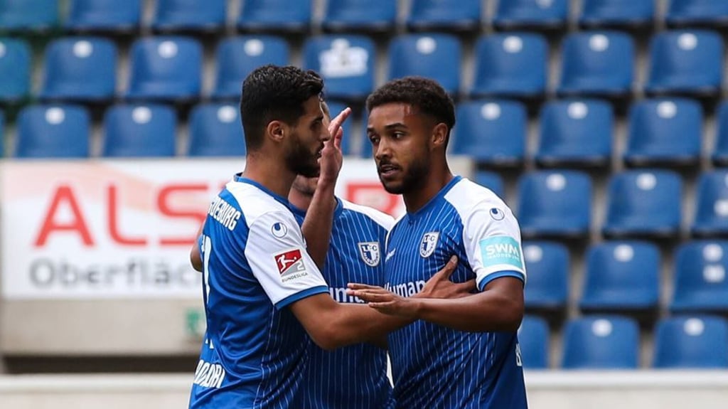 Leon Bell Bell (r.) und Mohammed El Hankouri (l.) vom 1. FC Magdeburg.
