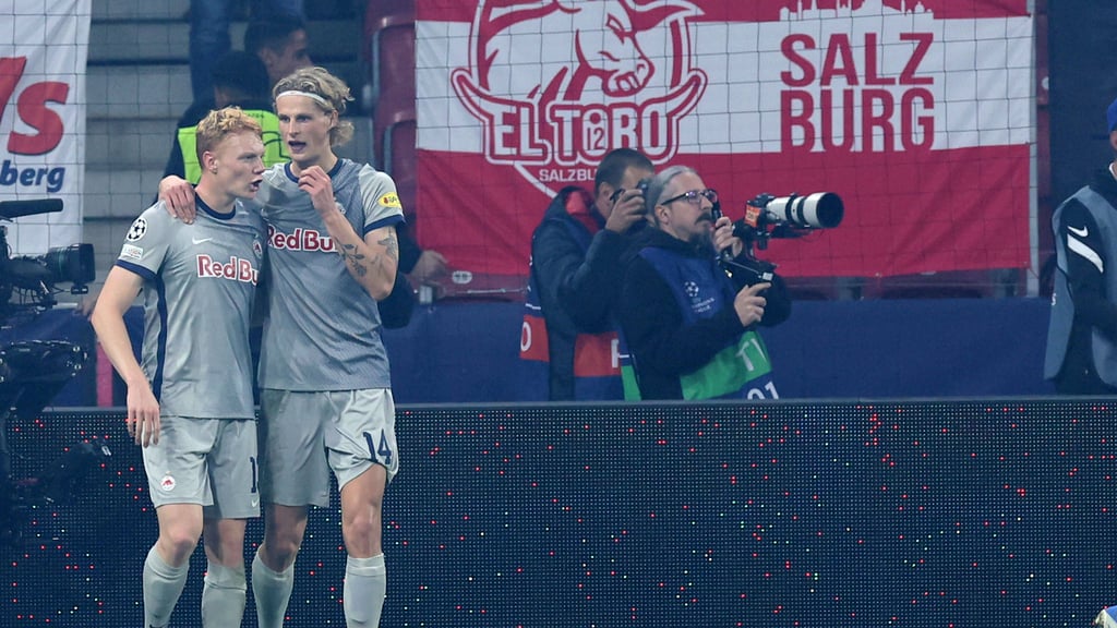 RB Salzburg siegte vor den Augen von Stadionbesucher Konrad Laimer 1:0 gegen Dinamo Zagreb.