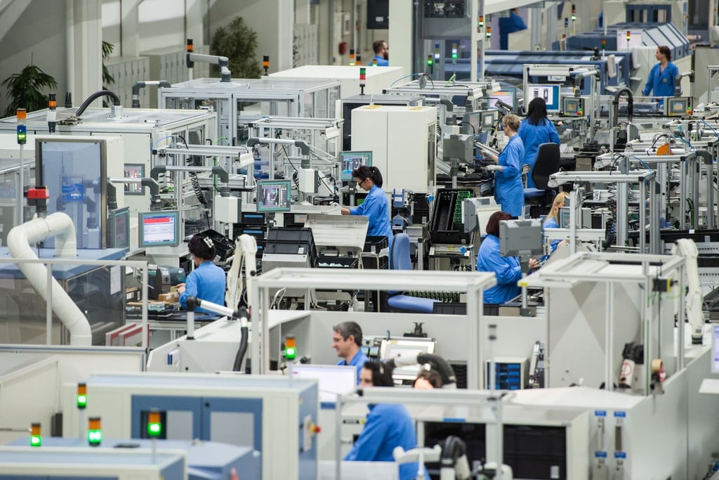 Produktion in einem Betrieb für Maschinen- und Anlagentechnik von Siemens.