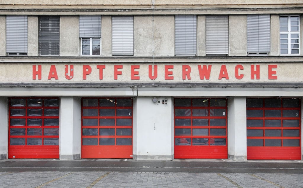 Die Hauptfeuerwache, aufgenommen vor der Sanierung.