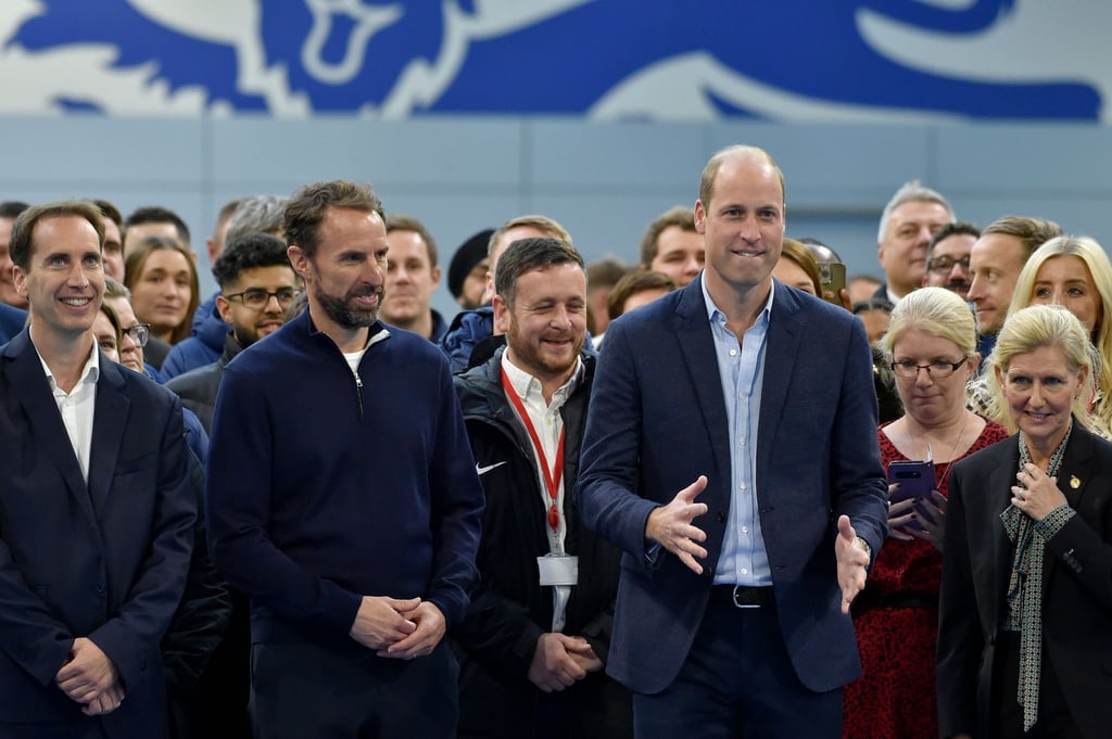 Prinz William (r) hat sich mit Englands Coach Gareth Southgate (l) getroffen.