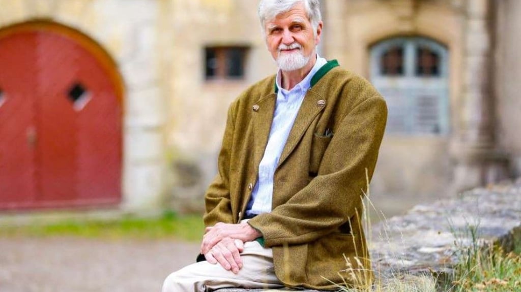 Thymo von Rauchhaupt zog mit seiner Frau und vier Kindern aus Franken in den Saalekreis.