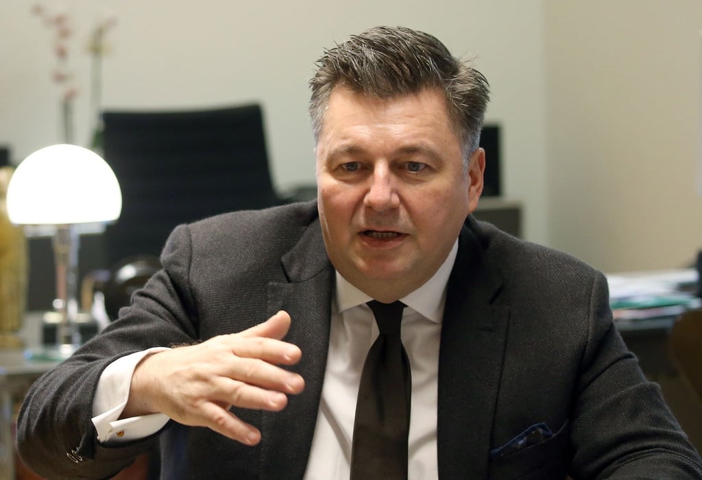 Andreas Geisel, Stadtentwicklungssenator, während eines Interviews in seinem Büro.