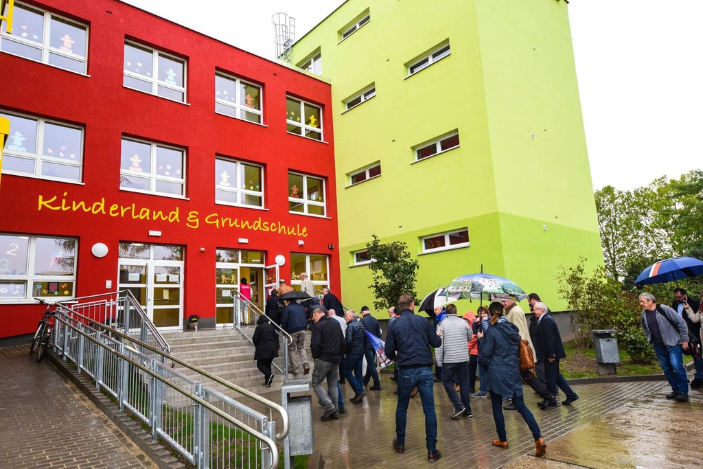 Die zur Grundschule Schmon gehörende Turnhalle muss saniert werden.