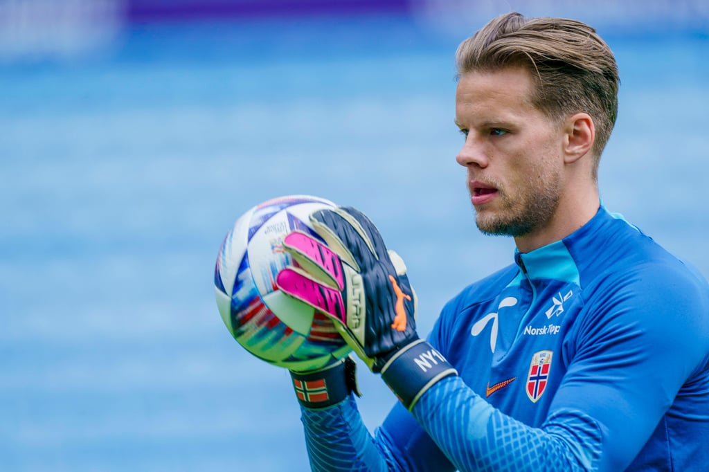 Despite not having a club, Örjan Nyland is currently Norway's number one goalkeeper.