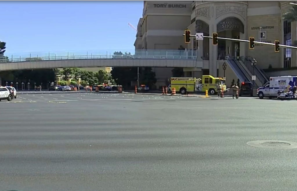 Rettungskräfte sind nach der Messerattacke auf dem Las Vegas Strip im Einsatz.