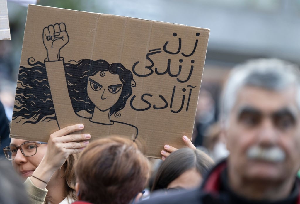 Solidaritäts-Demonstration für die Protestierenden im Iran in Frankfurt am Main.