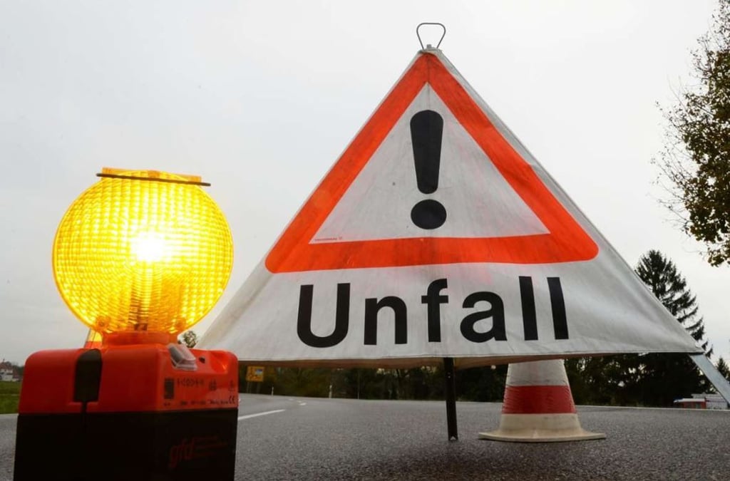 Auf der Autobahn A14 Halle Richtung Magdeburg hat es zwischen Halle-Peißen und Halle-Tornau einen Unfall gegeben. Symbolbild: