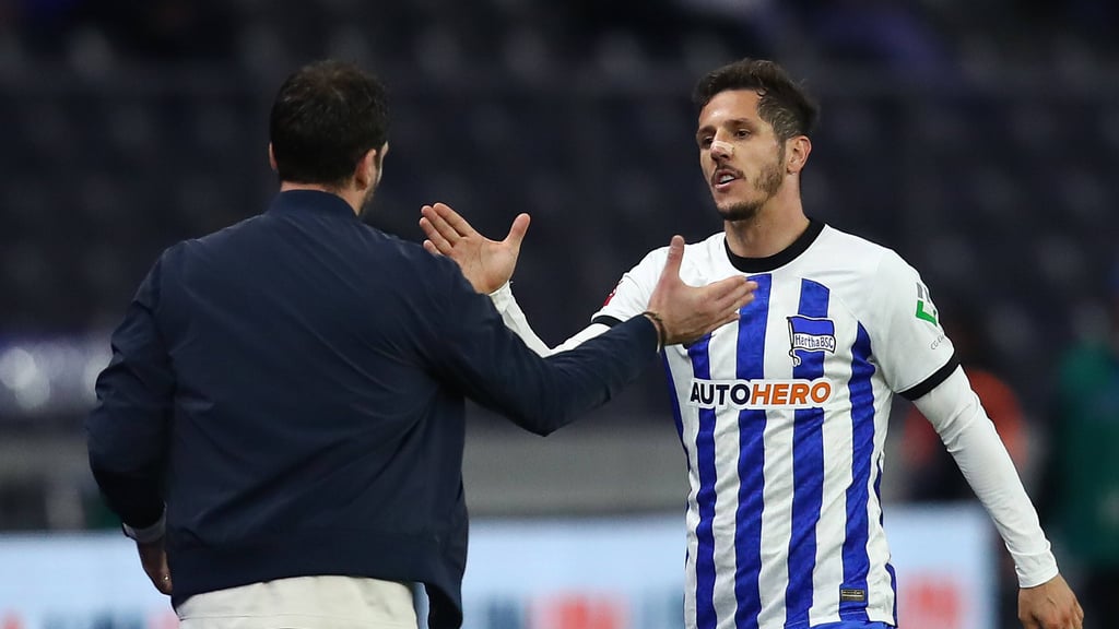 Hertha-Trainer Sandro Schwarz (l.) und Stürmer Stevan Jovetic.