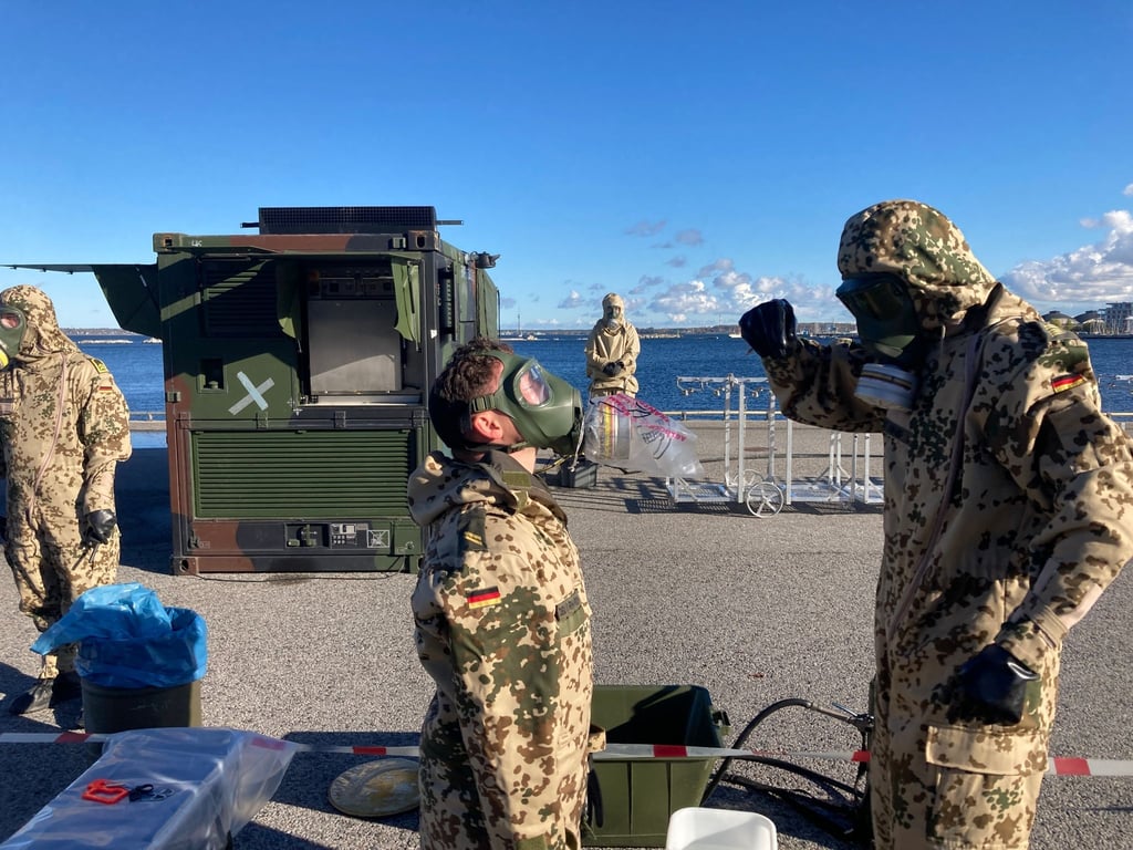 Spezialisierte Bundeswehrkräfte von Luftwaffe und Marine üben noch bis Ende Oktober in Estland den Schutz von kritischer Infrastruktur.