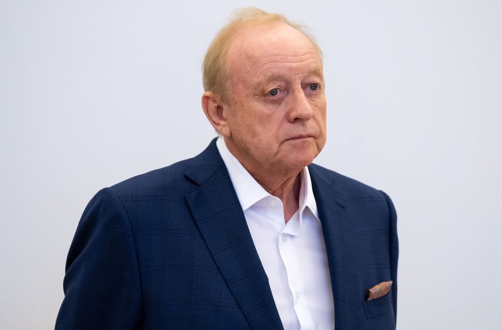 Der Koch und Unternehmer Alfons Schuhbeck steht in München vor Gericht.