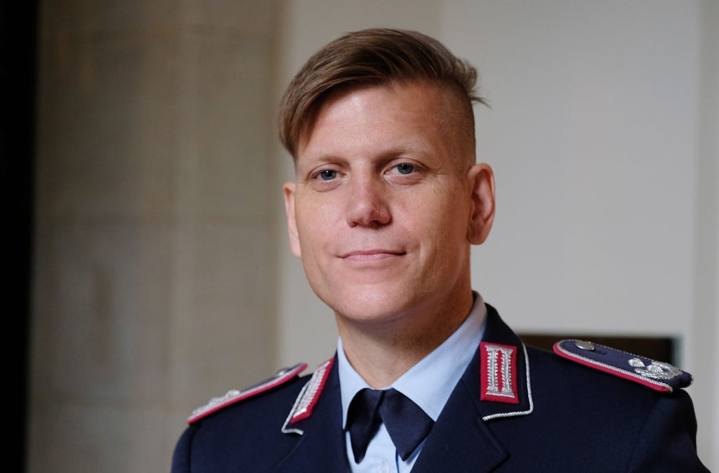 Kommandeurin der Bundeswehr Anastasia Biefang kämpft vor dem Bundesverfassungsgericht für das Recht auf sexuelle Selbstbestimmung.