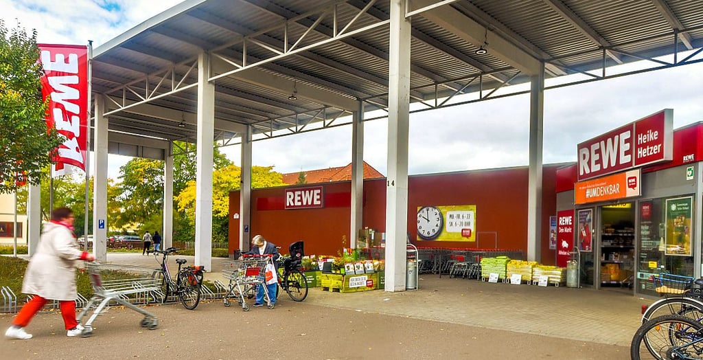 Der Rewe in Leuna soll zu einem sogenannten „Green Building“ werden.
