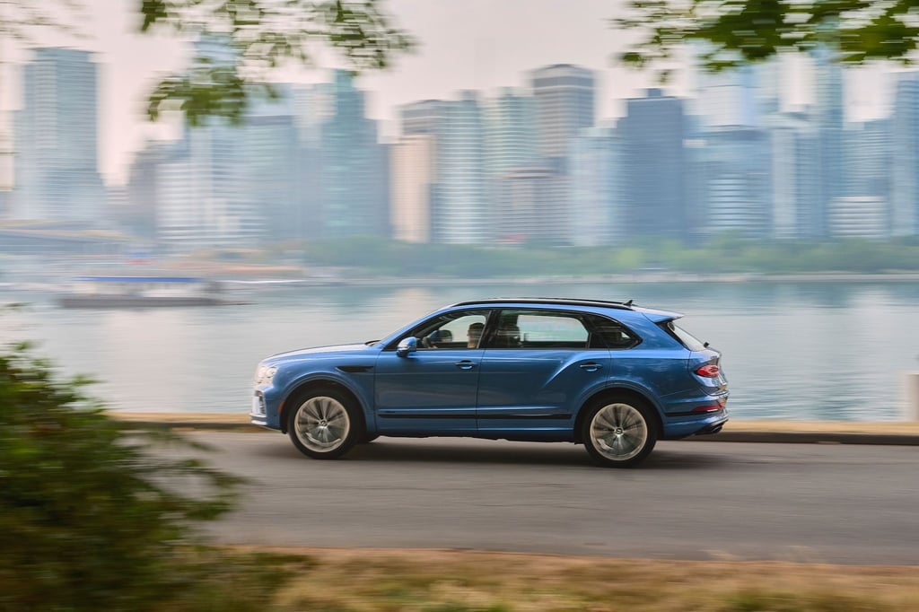 Luxusfahrzeug: Bentley fährt seinen Bentayga auch mit verlängerten Radstand vor.